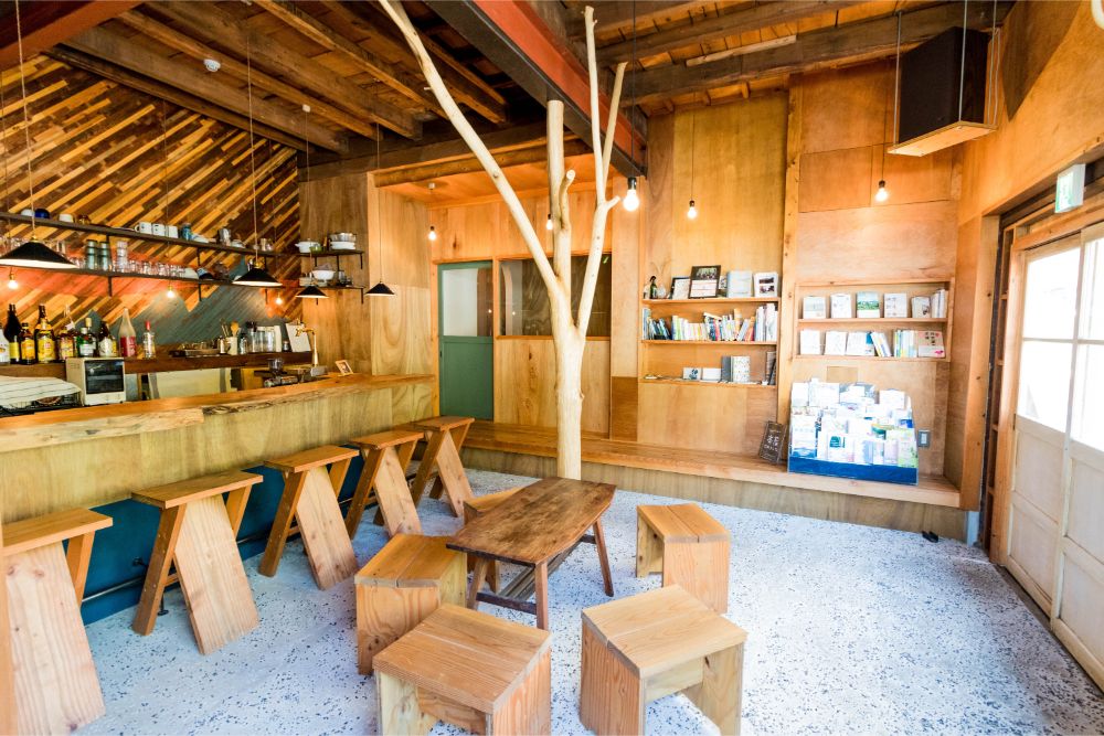 Bar